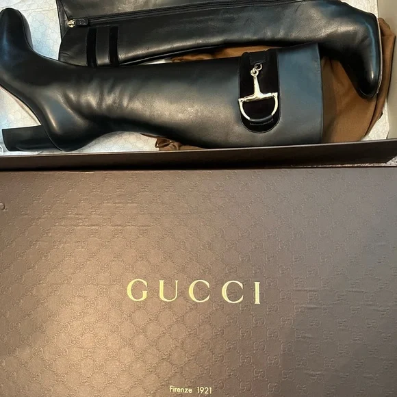 Gucci | Shoes | Gucci Black Leather Boots With Silver Accent  display picture 2